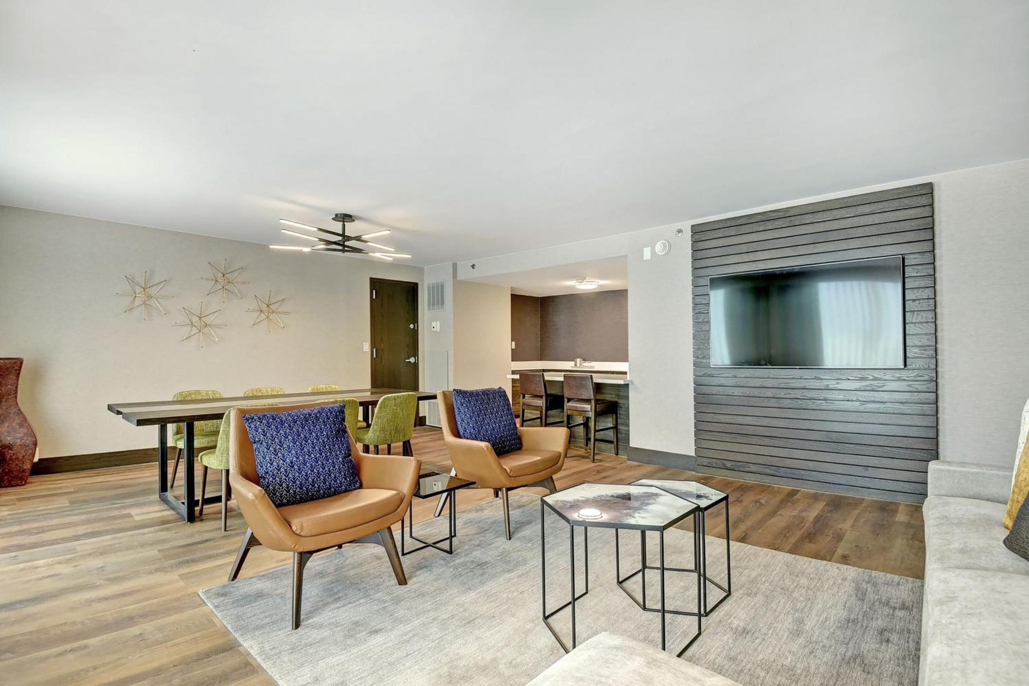 Tulsa Marriott Southern Hills Экстерьер фото