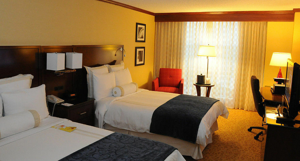 Tulsa Marriott Southern Hills Экстерьер фото