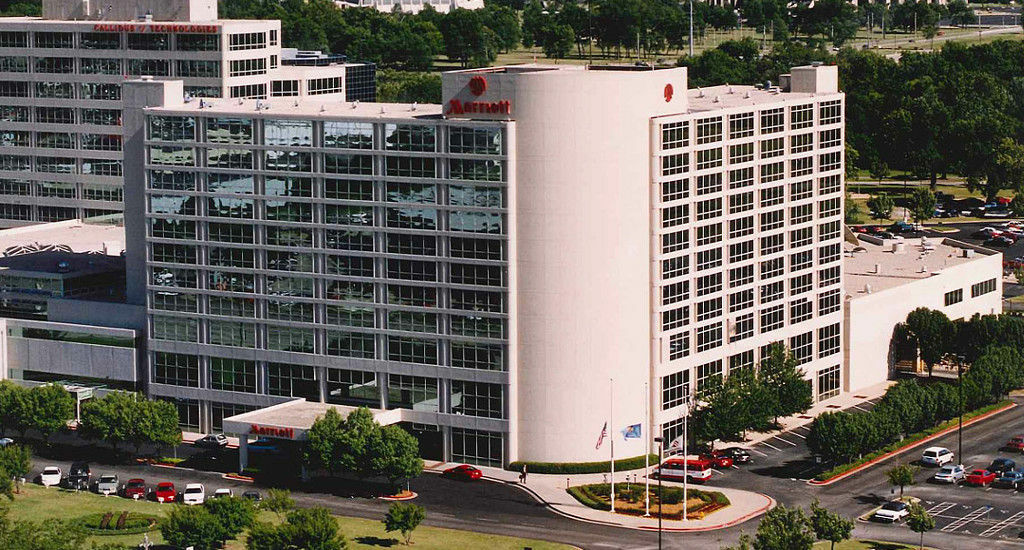 Tulsa Marriott Southern Hills Экстерьер фото